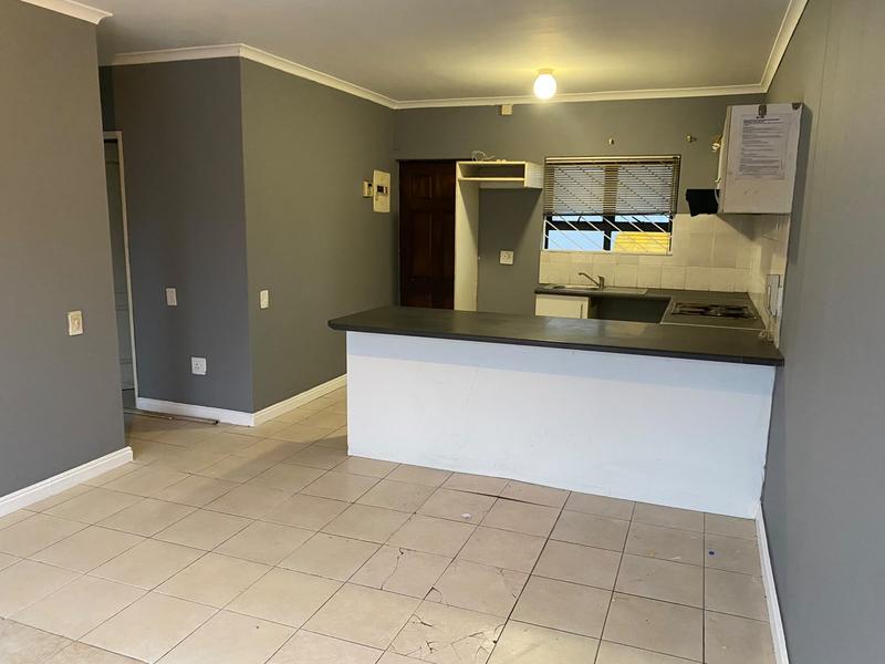 2 Bedroom Property for Sale in Kensington Western Cape